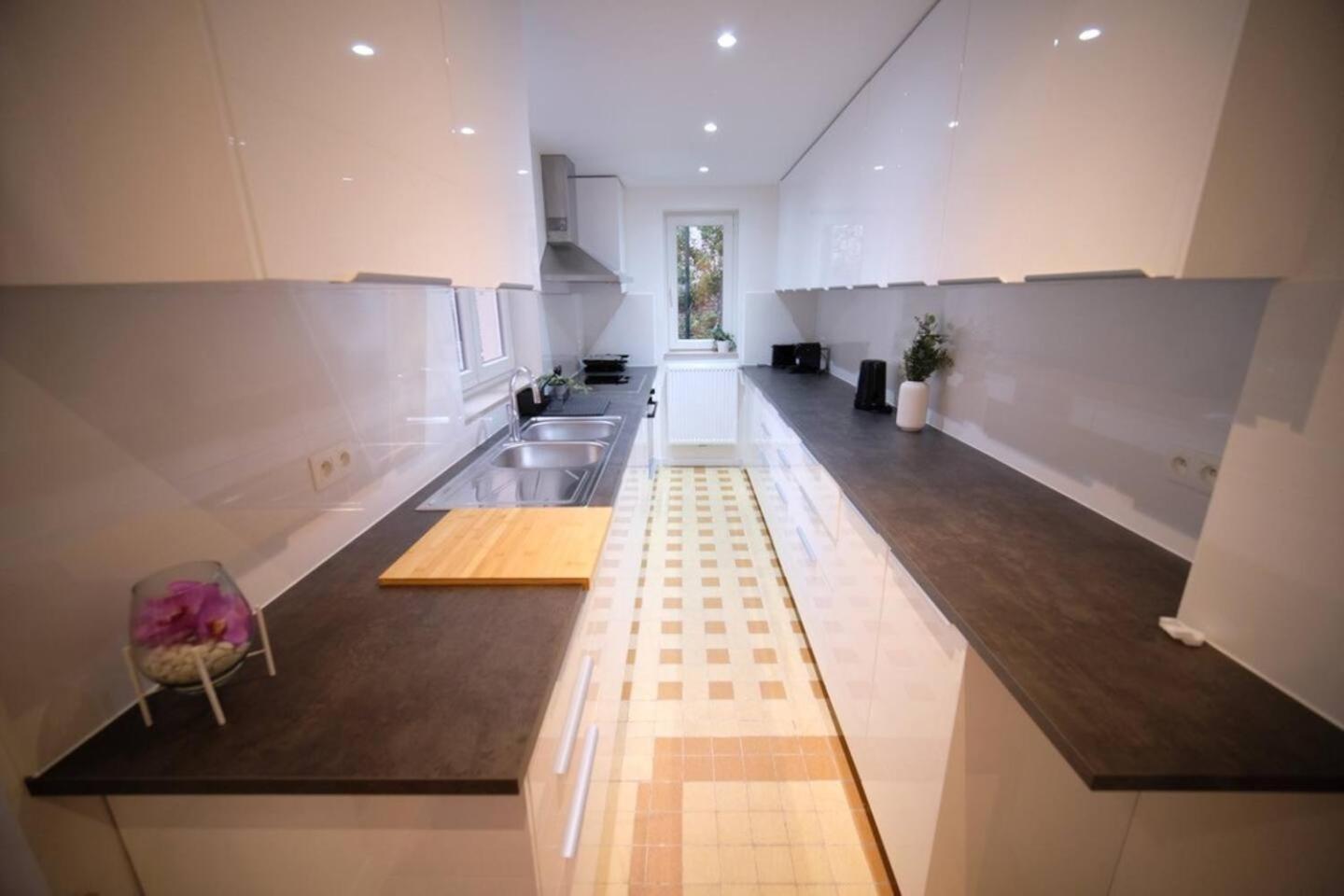 Smart Appart - Brussels North Bed & Breakfast Bagian luar foto